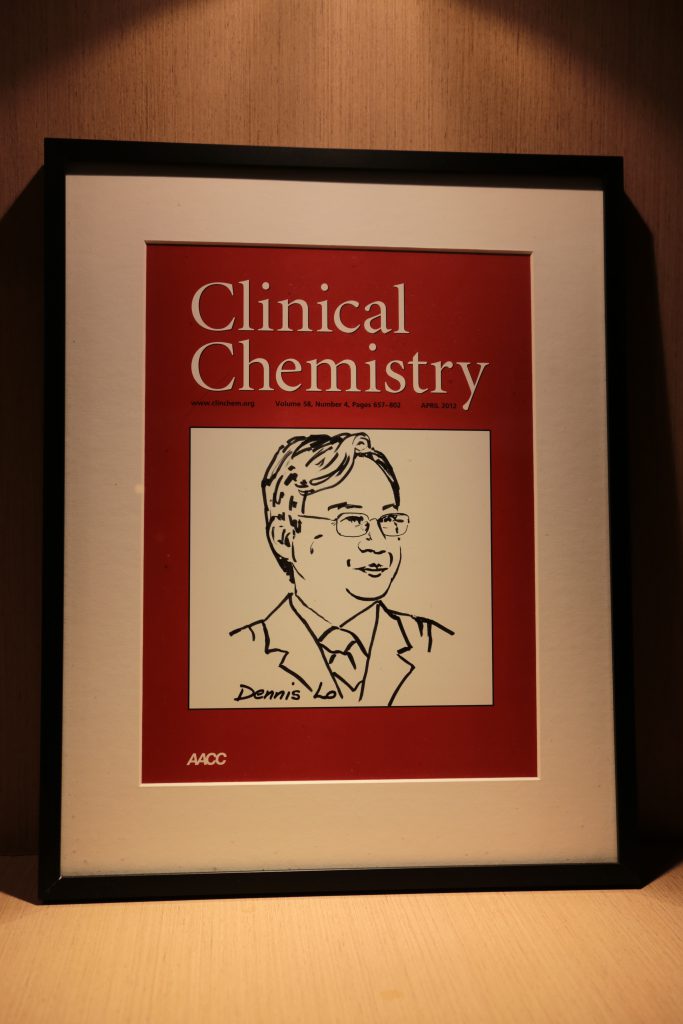 2012年成為美國著名醫學期刊《Clinical Chemistry》的封面人物