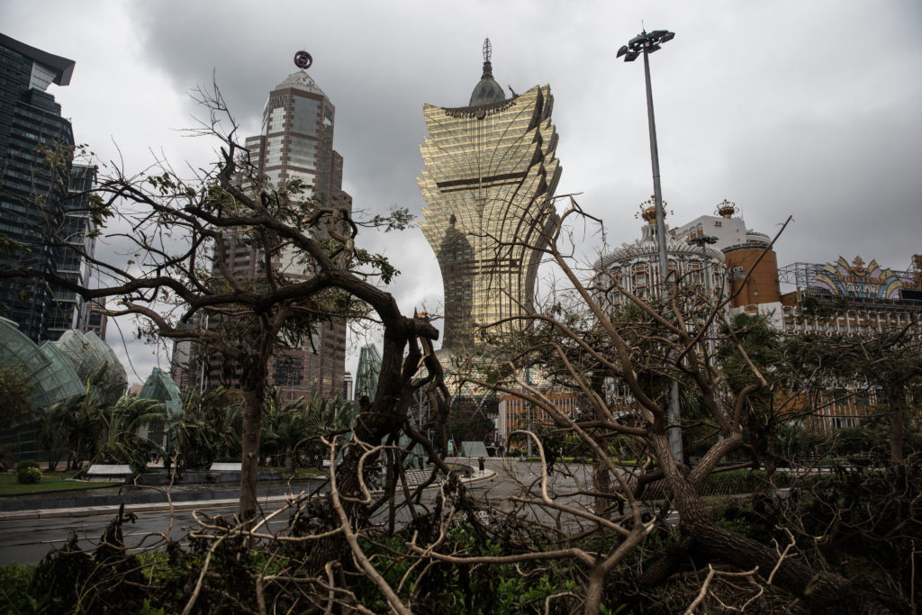 MACAU-WEATHER-TYPHOON