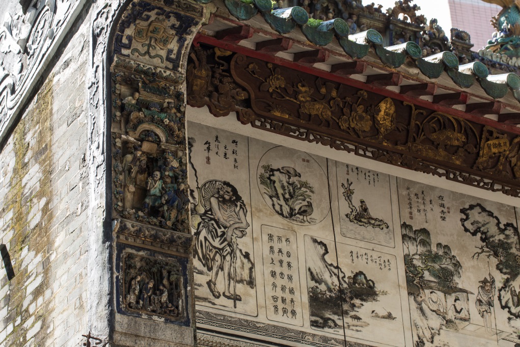 王鴻強認為本地也有不少有心而畫藝高超的藝術家，一樣能參與魯班先師廟的壁畫復修。