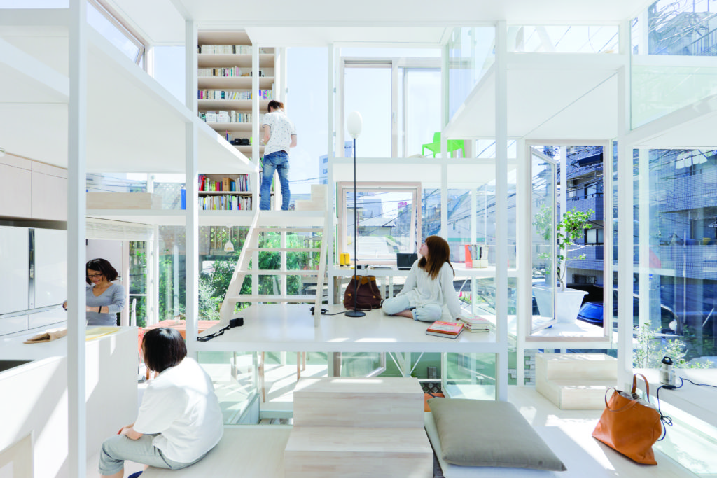 House NA 無疑是一場大膽的建築實驗，顛覆人們對家居空間的認知和想像。（圖片©IWAN BAAN）
