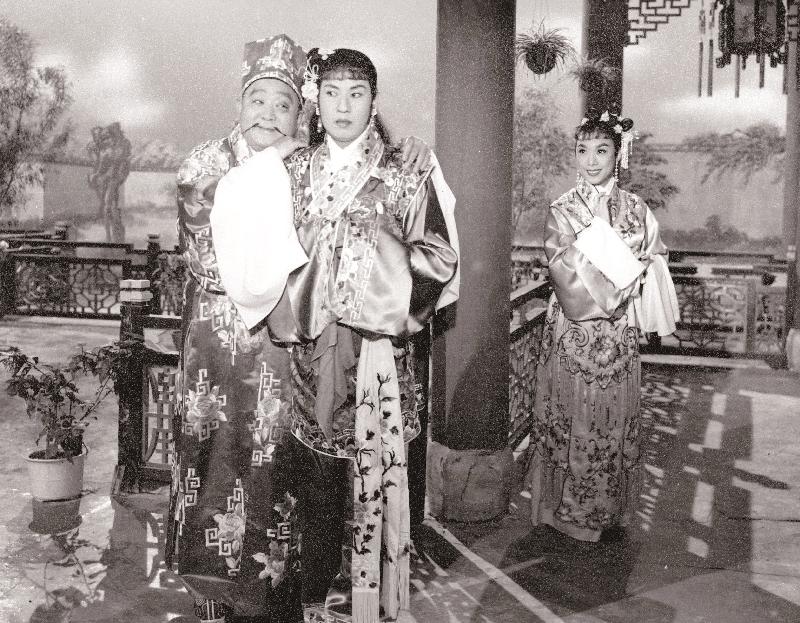 1960年的喜劇《招財進寶》由賀歲片常客梁醒波主演。