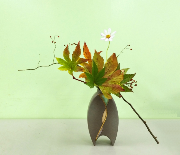 表現秋天風情的自由花，梁偉怡作品。圖片由受訪者提供。