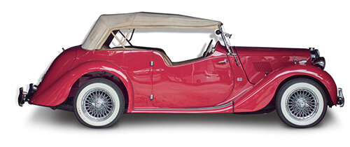 MG 1950s──此車在1949年出產，成哥表示，紅色四座位開篷設計，全港應該只有他這一架。