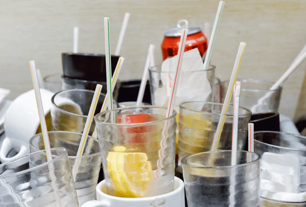 （明報資料館）