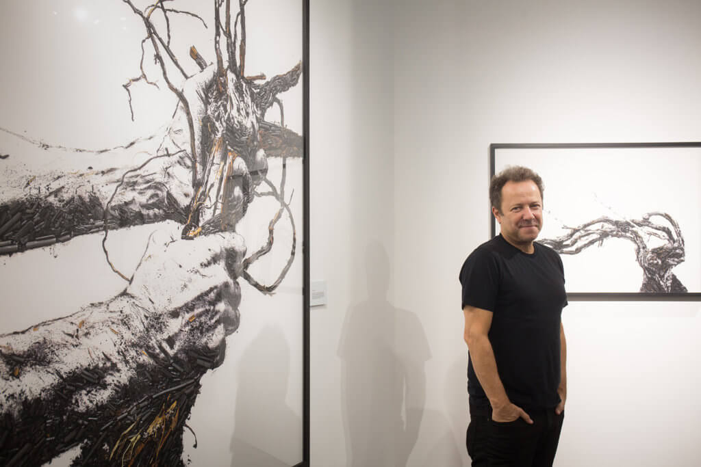 巴西藝術家Vik Muniz喜歡觀察大自然，今年帶同他的作品到Art Basel參展。