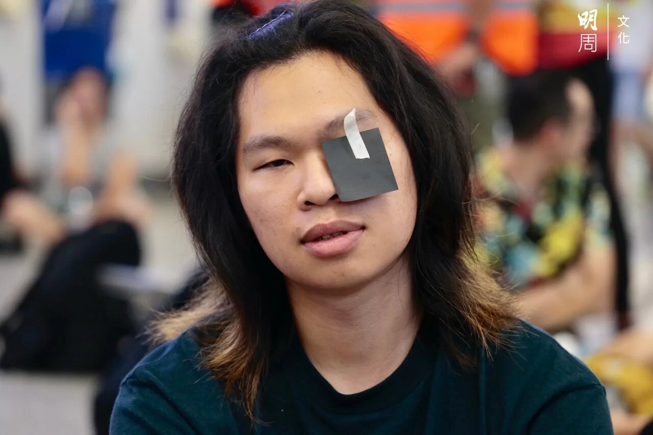 812_airport_eyeforeye_025