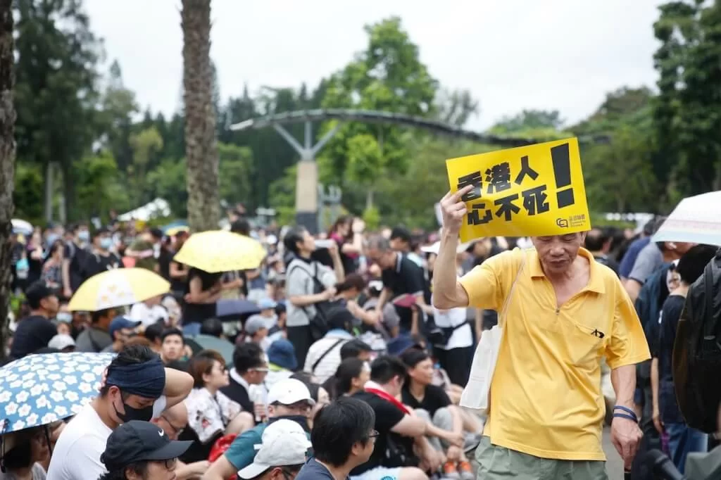 818_victoria-park_01-cover