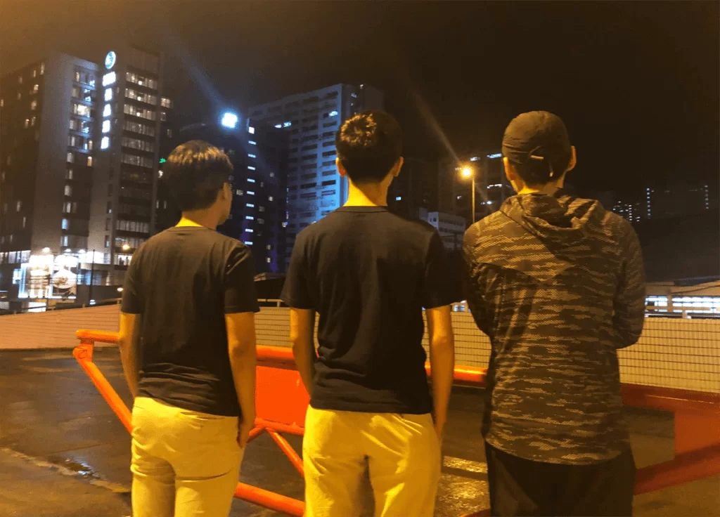 90後的阿勇、阿壯、阿達，訴說作為年輕公務員對參與反修例運動的擔憂。