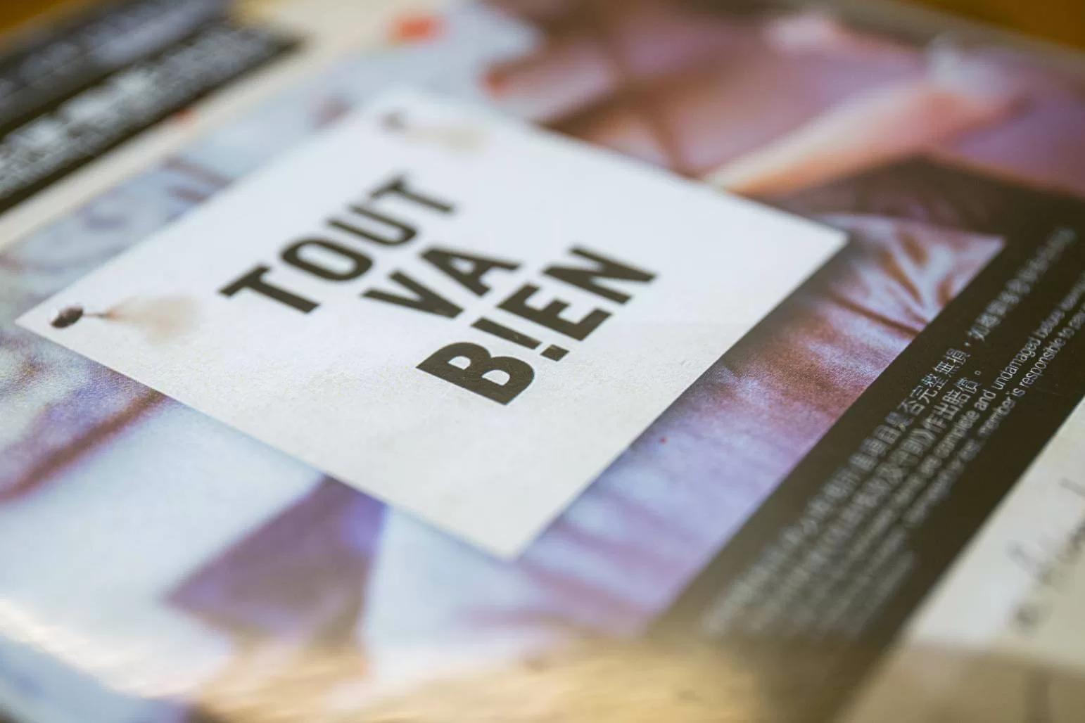 以前百老匯電影中心有圖書館，會員可以借書借碟。當年沒錢買碟的安娜，在那裏借碟後，會以「自己方式」保存影碟內容，並自製影碟封面，以便日後隨時翻看。