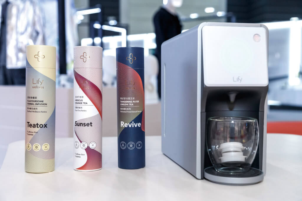 健康科技平台Lify專利的智能沖調技術，結合最佳溫度、時間及沖泡壓力，四十秒內能沖出一杯茶。