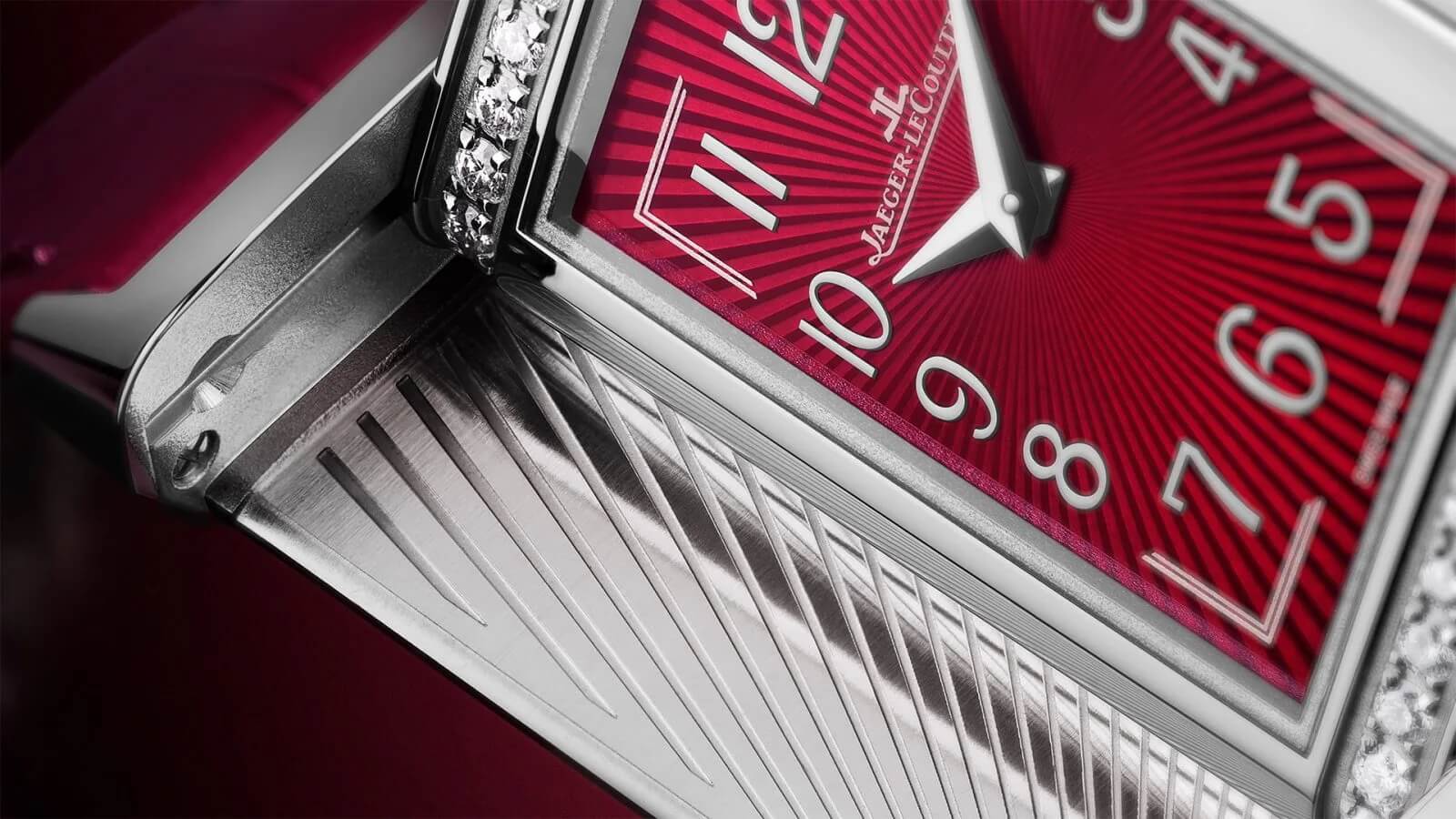 jaeger-lecoultre_reverso-one_gallery_image2-1600x900-jpg