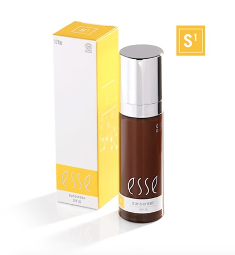 Esse Skincare 有機認證SPF30防曬霜 這款防曬霜不含香料，含有肉荳菀、羅伊布和橄欖葉提取物，可以促進吸收陽光照射時產生的自由基。