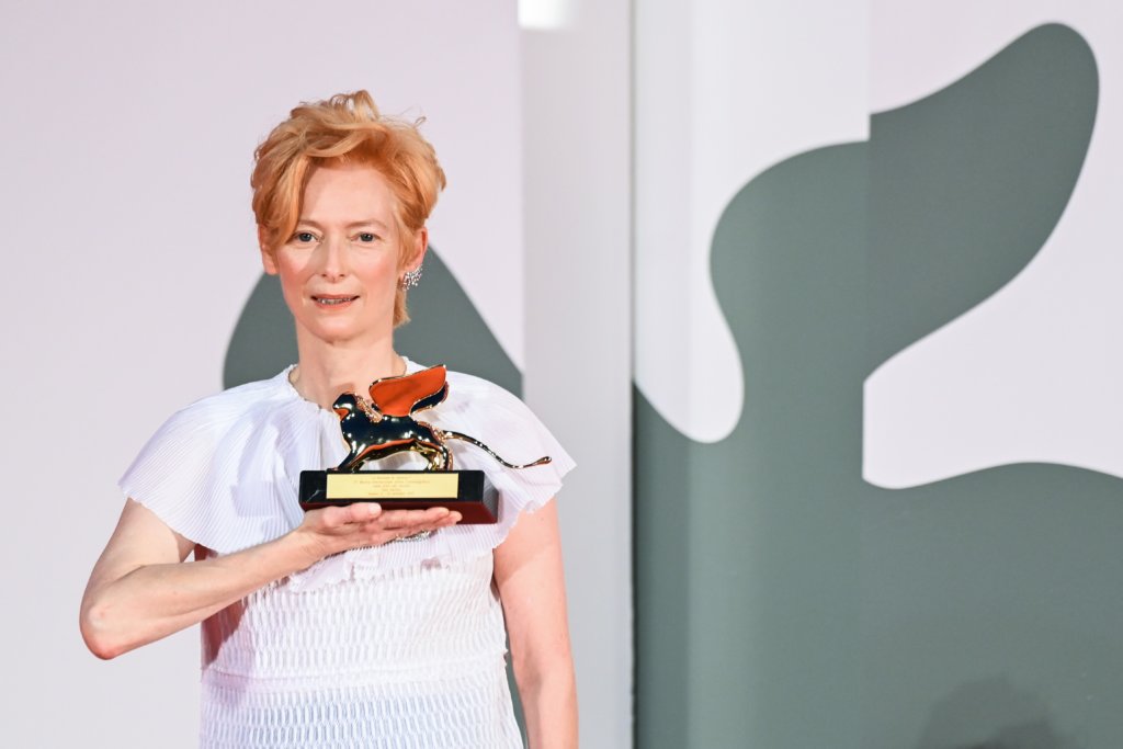 國際影星泰達史雲頓（Tilda Swinton）榮獲今屆「金獅終身成就獎」
