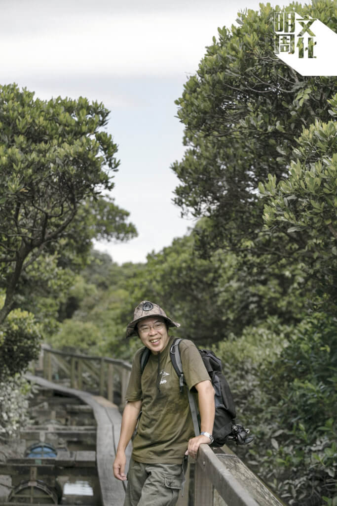 香港觀鳥學會項目主任吳文正（Austin） 在十年前開始從事生態保育工作。