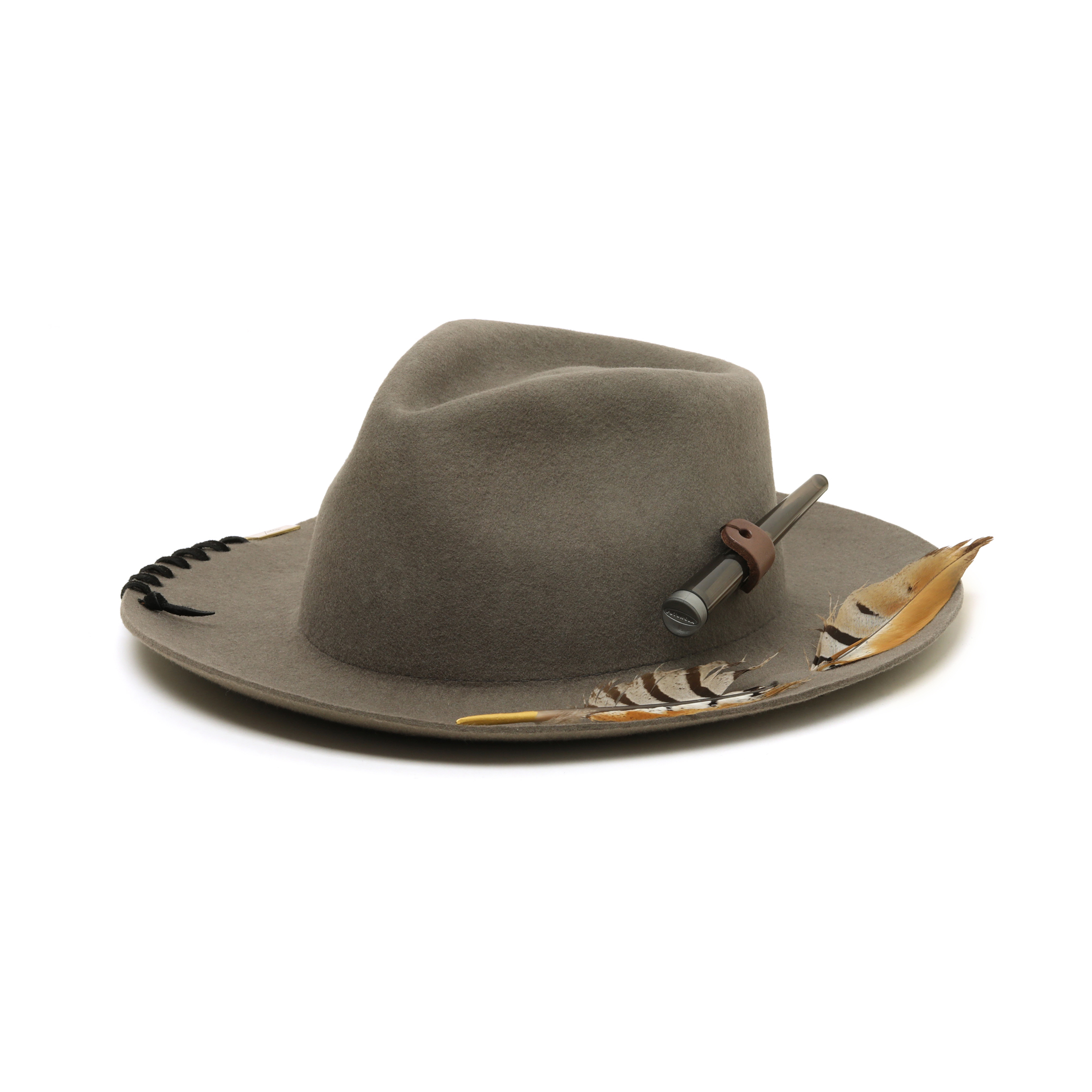 T.H.C. Hat HK$1,599