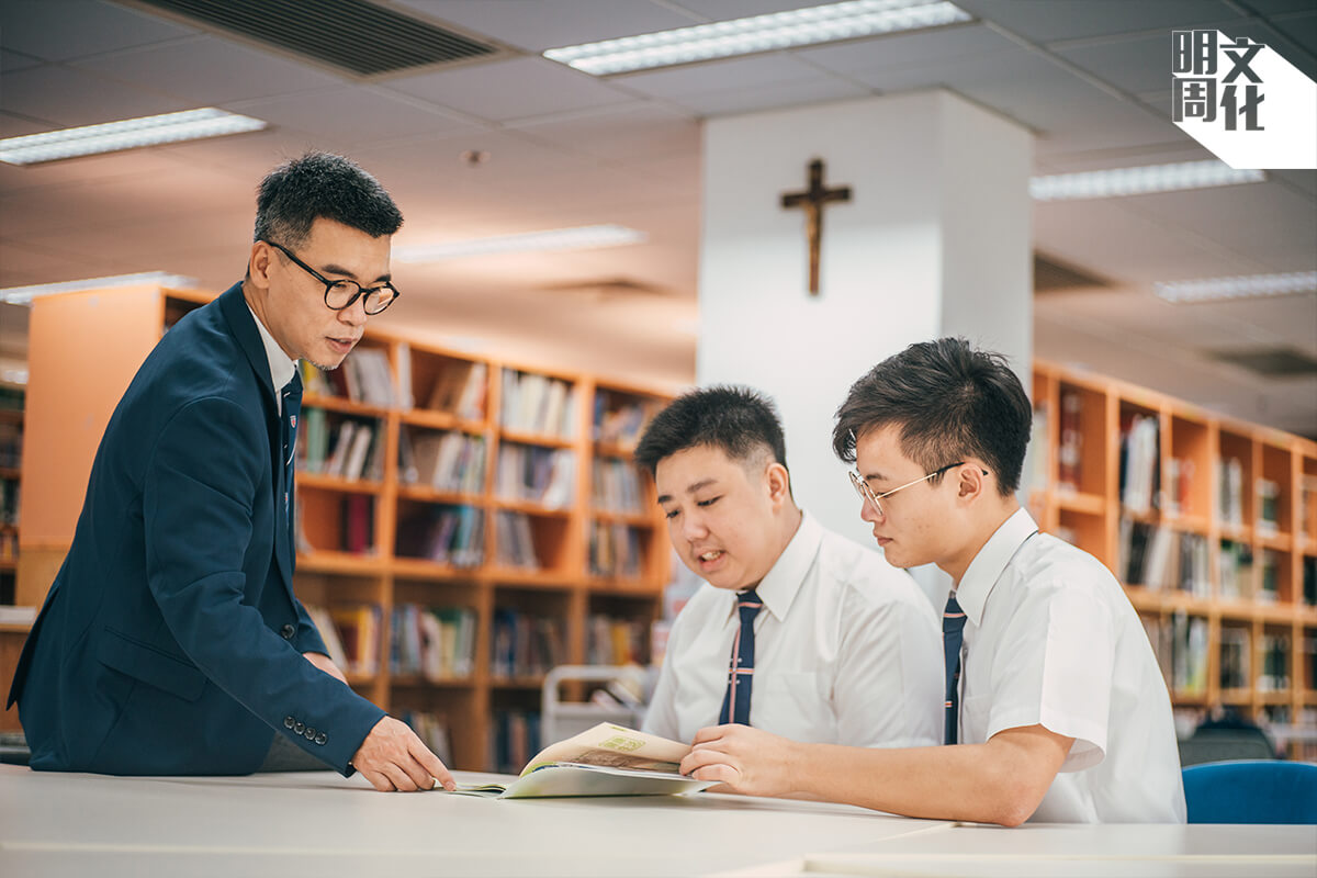 香港華仁校長陳偉倫的教育理念與耶穌會相當一致，他希望支持學生達成理想。