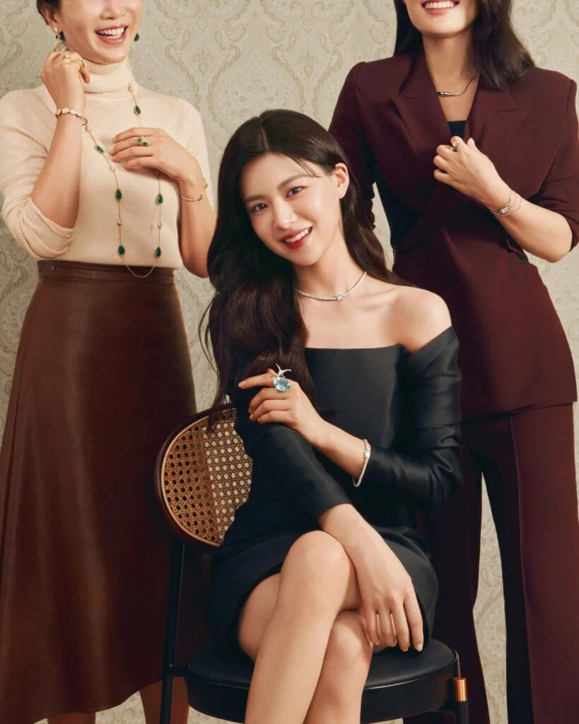 韓國女演員高允貞在二O二O出演Netflix原創劇集《Sweet Home》在亞太地區大受歡迎，憑藉出眾的魅力和演技贏得了大眾的好評。