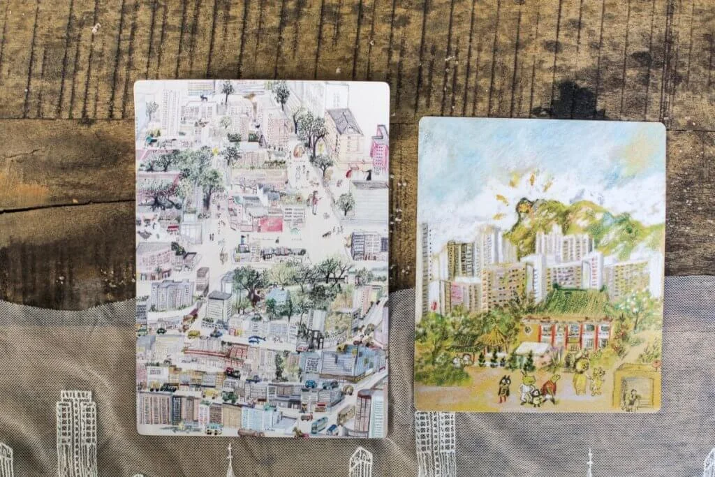 將社區地圖創作演化成明信片、手製摺本等不同類型的藝術作品。