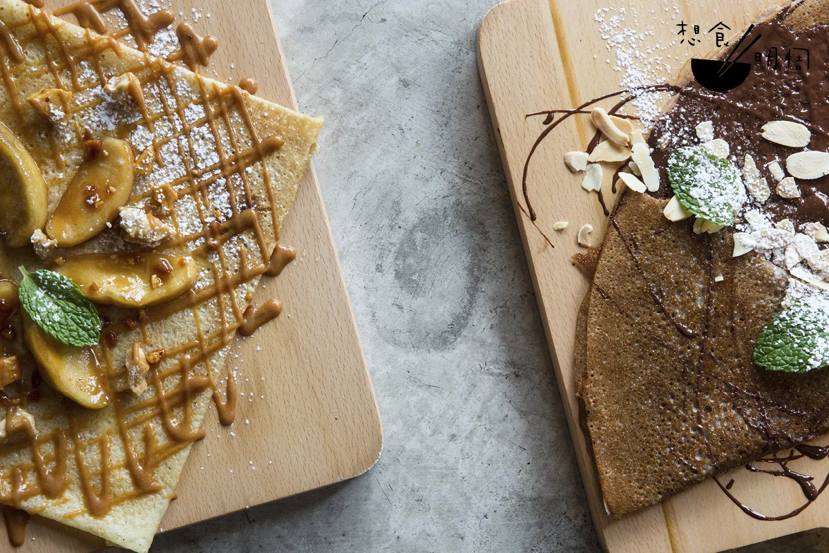 Salted Butter Caramel with Caramelized Apple（左）、Crispy Valrhona Chocolate（右）// Jerome喜歡的兩款法式甜薄餅。前者吃來像蘋果批，後者則屬口感複雜的Nutella版本。