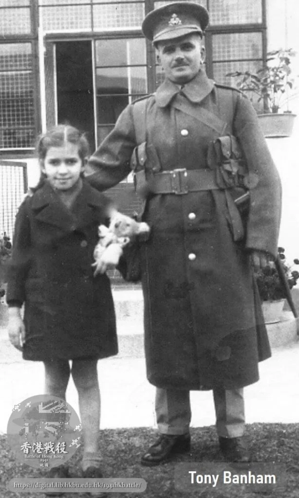 無國籍的「白俄難民」施歷山（右）及其女兒施露芭（左）的故事記載在資料庫中