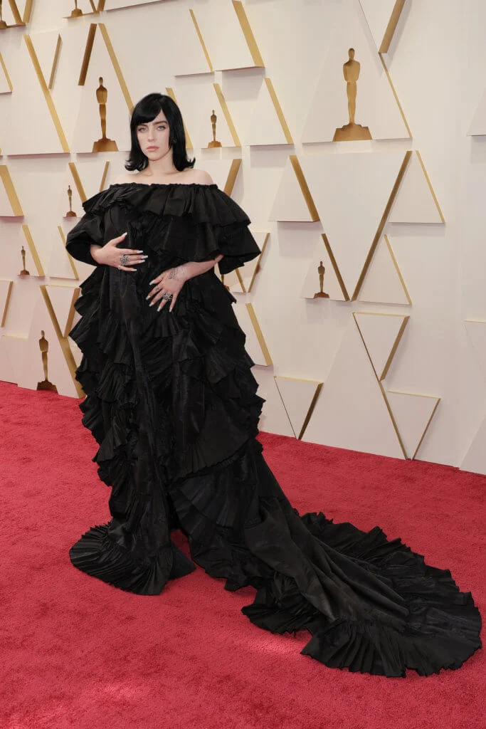 HOLLYWOOD, CALIFORNIA - MARCH 27: Billie Eilish attends the 94th Annual Academy Awards at Hollywood and Highland on March 27, 2022 in Hollywood, California. (Photo by Mike Coppola/Getty Images)