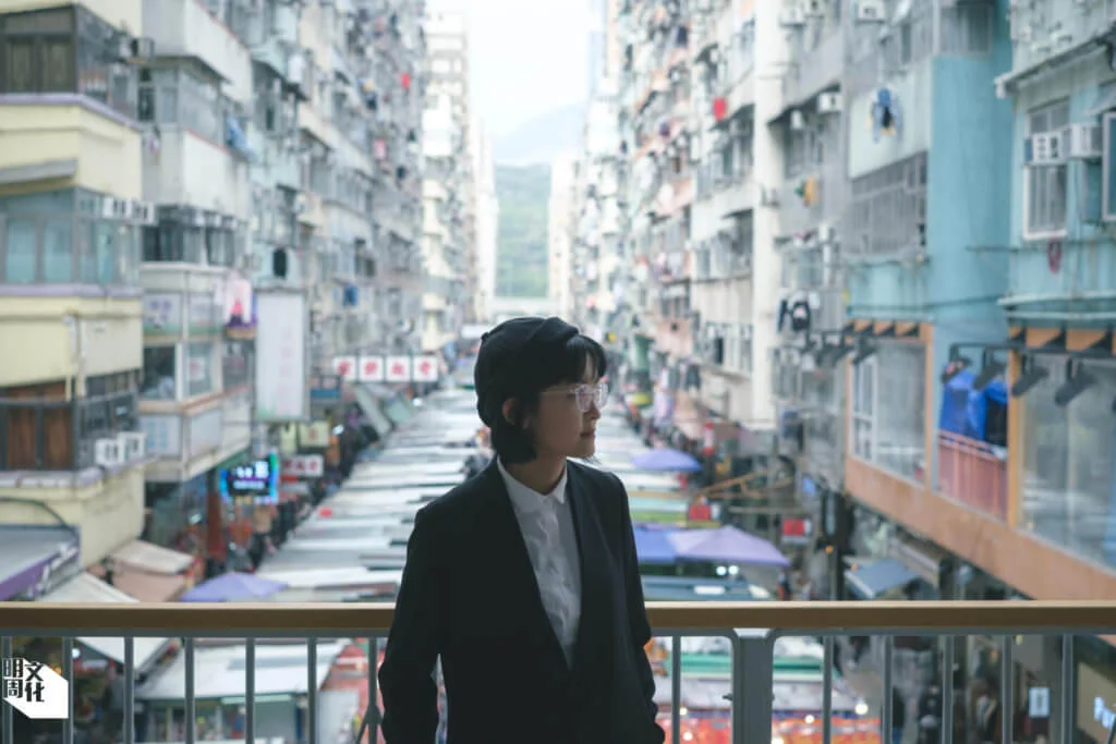 小踏喜歡逛舊區，對老房子、唐樓、茶餐廳着迷，希望透過動畫留住香港的城市面貌。
