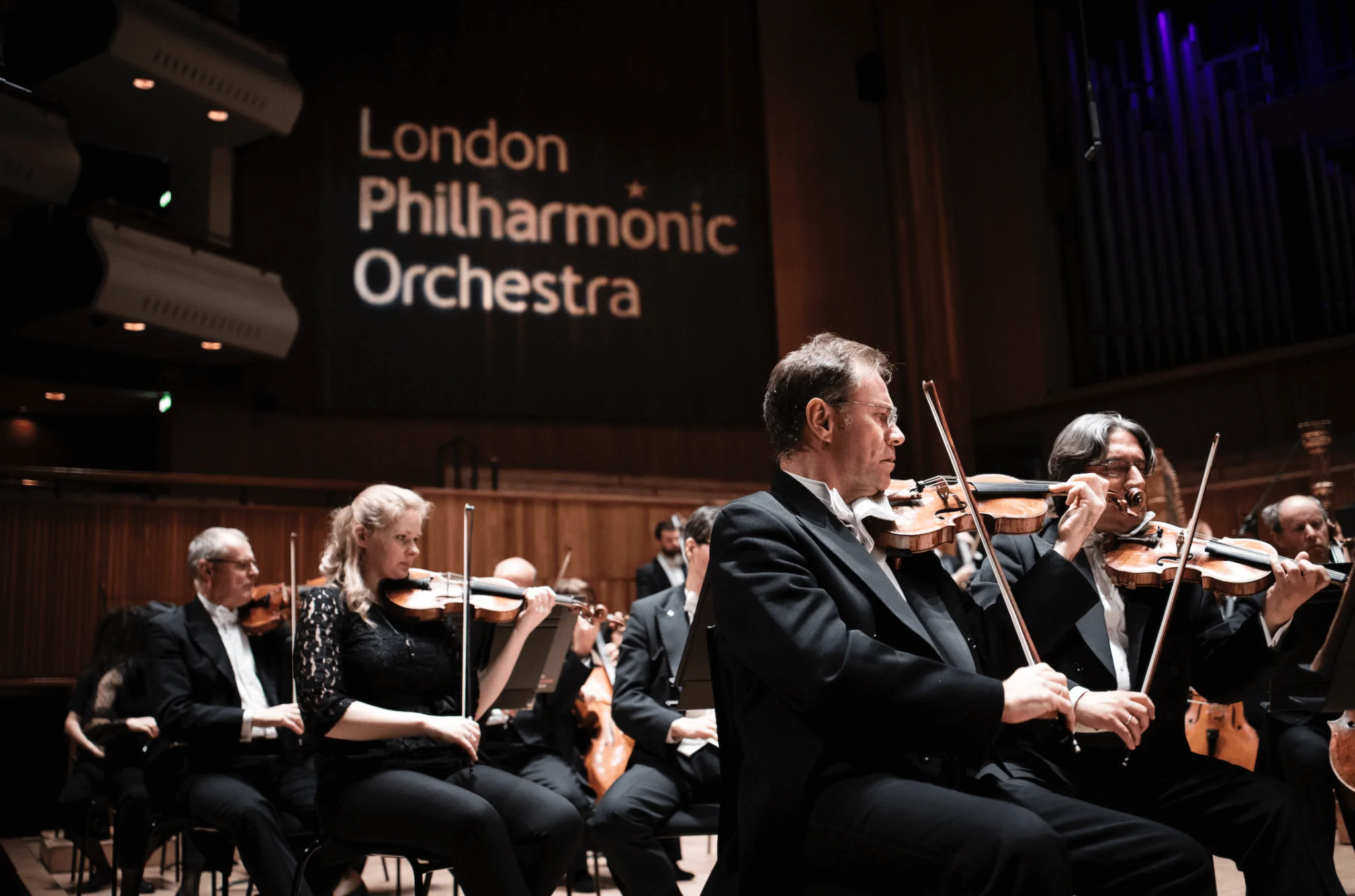 英國最大的管弦樂團「倫敦愛樂樂團」錄製銀幕版音樂會，慶祝香港大會堂60週年慶。 攝影：Benjamin Ealovega 