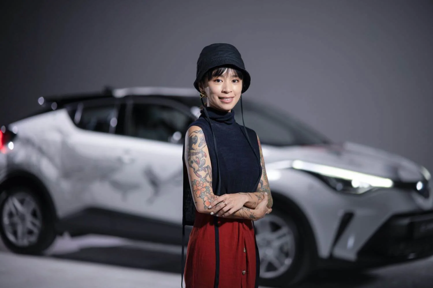 本地新世代女紋身師Mirmanda Cheung自言是愛車之人，這是首次與汽車品牌合作的大型藝術創作。