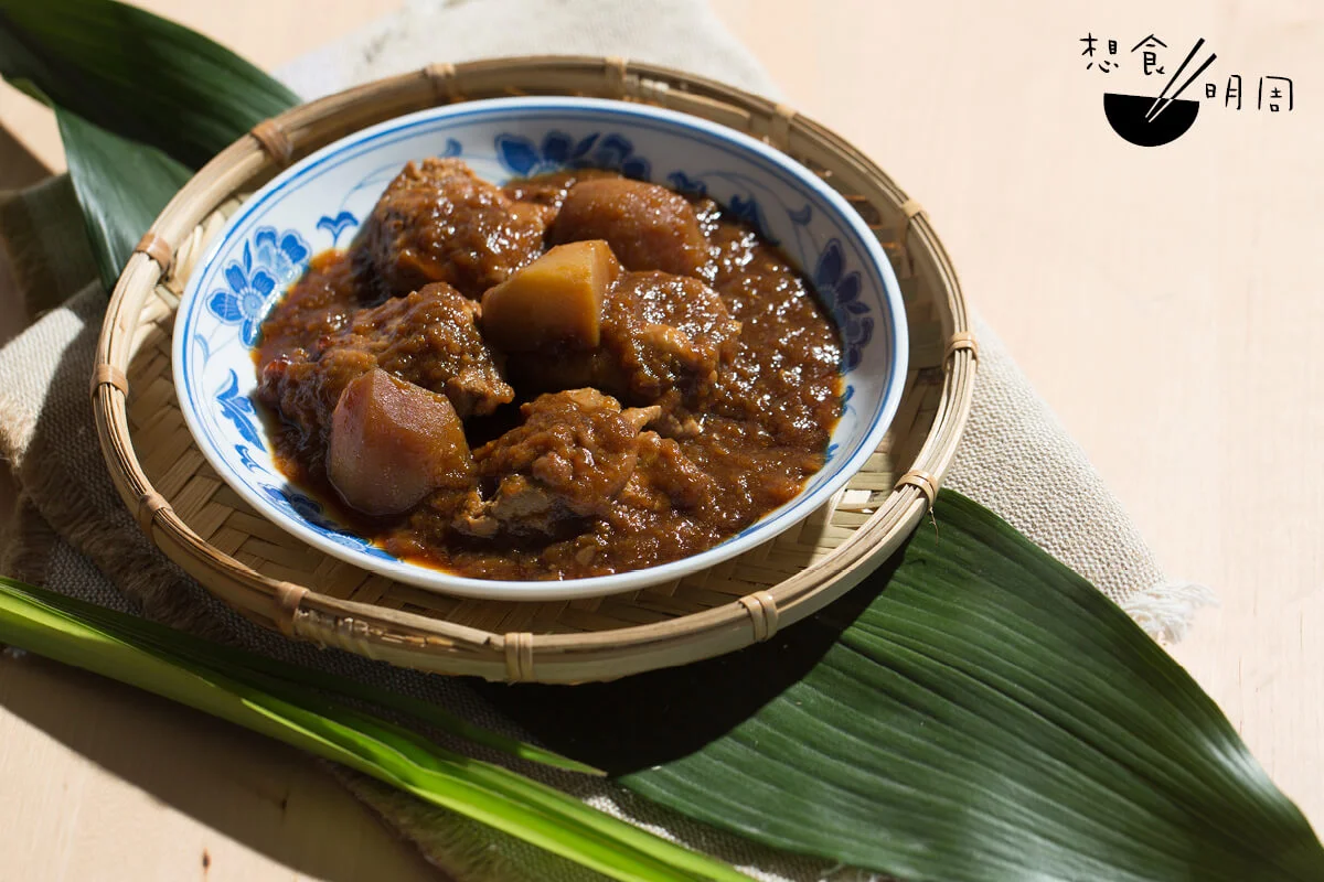 娘惹豆醬雞// 由新加坡餐廳HarriAnns Nonya Table所開發，醬香夠入味。（$128）