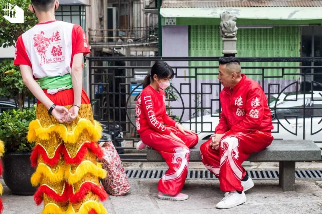 陸權盛的女兒琳琳（中）。今年九歲的她，未知會否成為陸館第四代掌舵人。