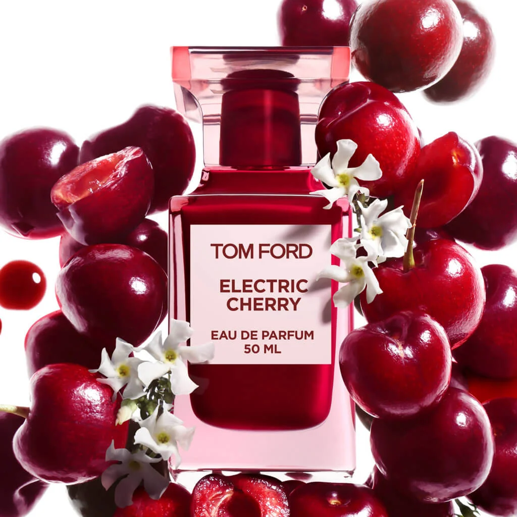 TOM FORD BEAUTY ELECTRIC CHERRY EAU DE PARFUM $1,805/ 30ml；$2,785/50ml 