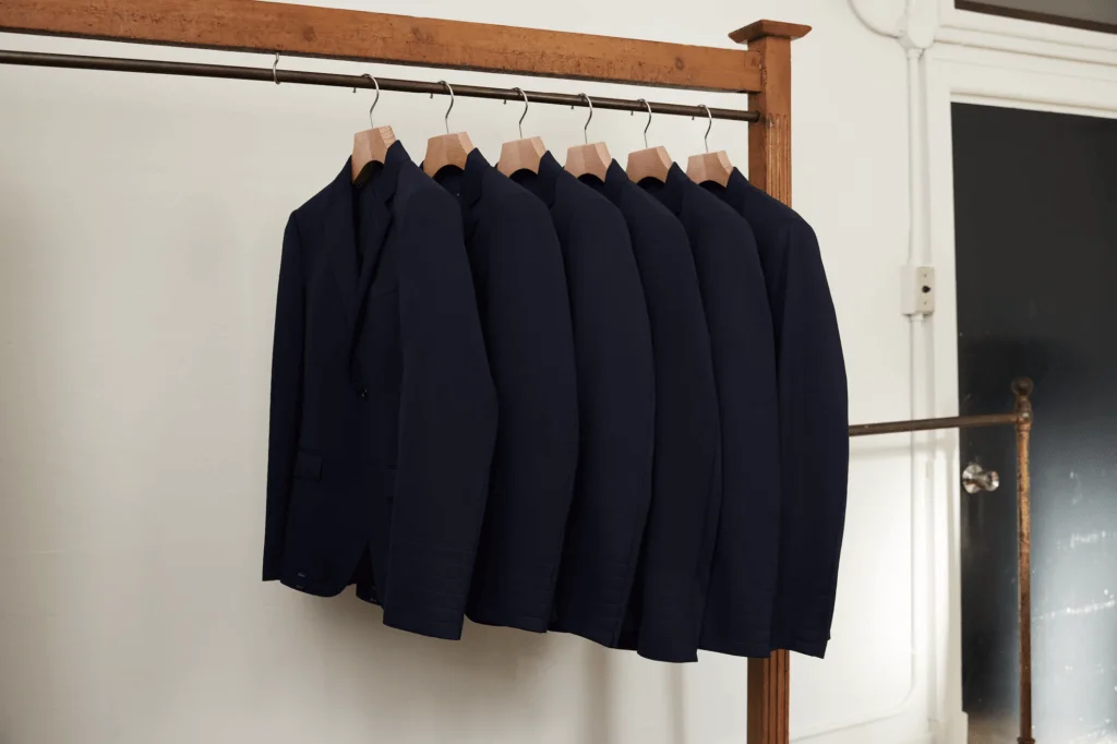 UNIQLO即日起提供免費Custom Order服務,顧客可到門市享用30分鐘度身服務,最快於同日送達指定門店以供取貨。