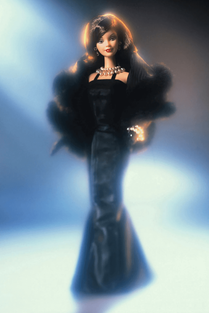 2000年Givenchy的黑色禮服Barbie