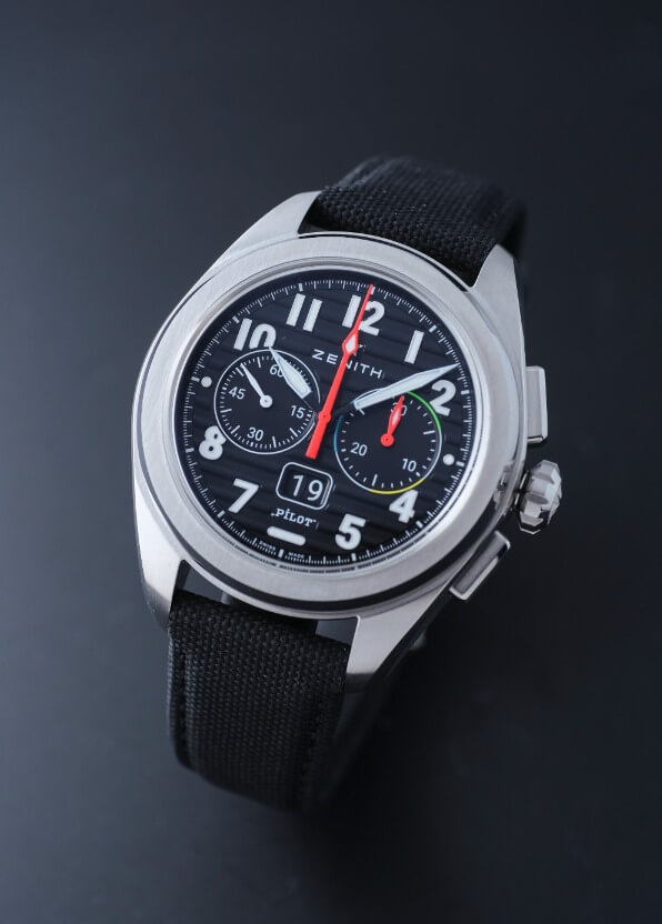 PILOT BIG DATE FLYBACK 大日期飛返計時腕錶 •EL PRIMERO 3652型高振頻自動計時機芯 • 42.5mm • 精鋼錶款 • 一體式快速更換系統 