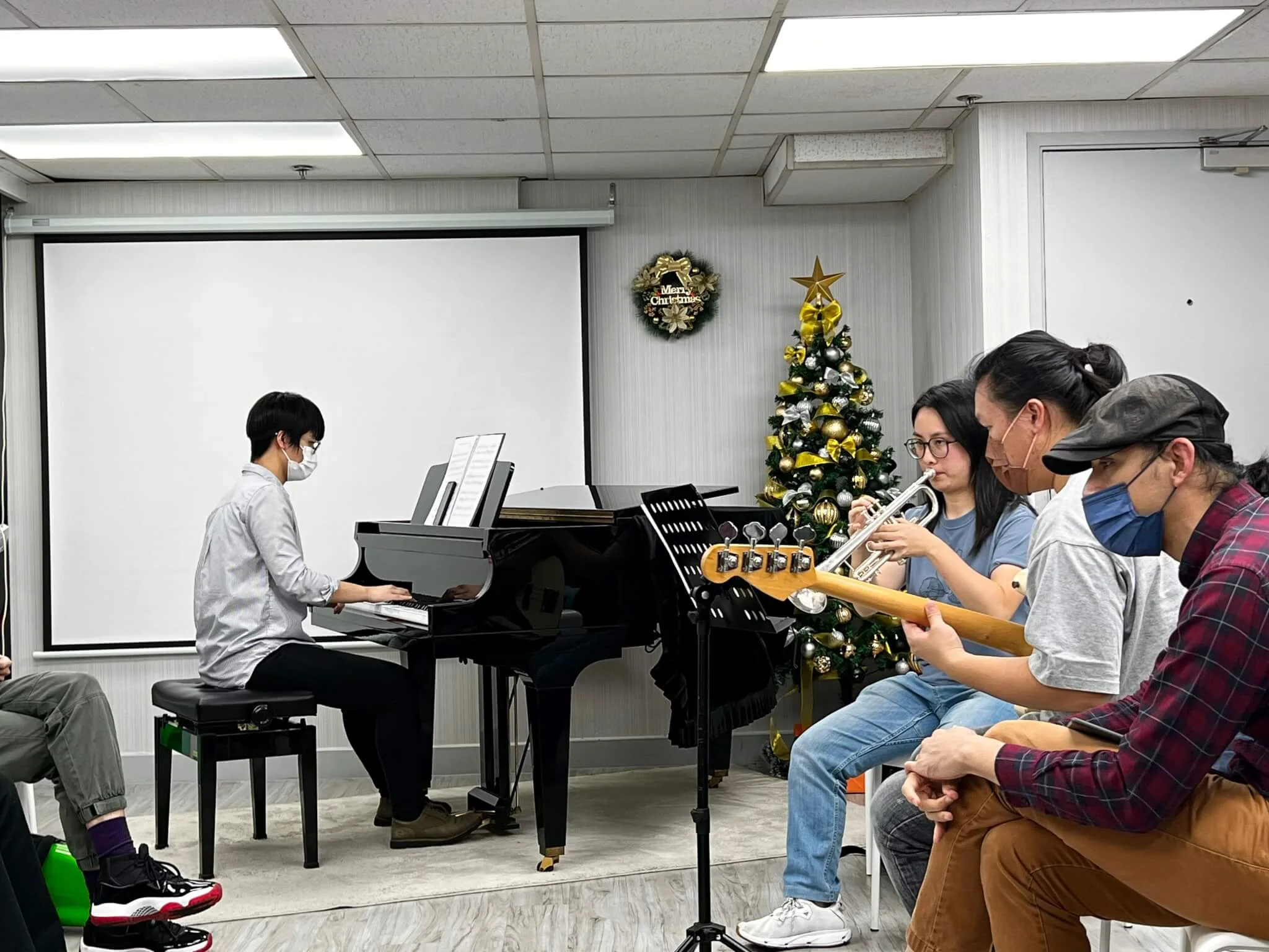 iMus不定期舉辦導師聚會，交流音樂與教學心得。