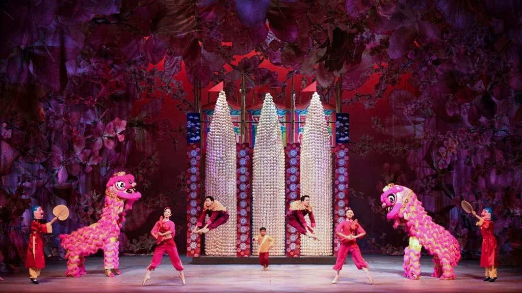 香港芭蕾舞團港版《胡桃夾子》將香港本土文化糅合在芭蕾經典中