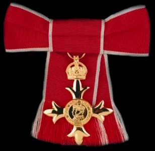 大英帝國勳章榮譽會員 (MBE：Most Excellent Order of the British Empire)