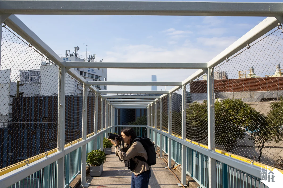 林亦形容如今正值沉寂時期，同時她明白攝記這一行需要漫長的等待，要持續拍照，不能失去新聞觸覺。