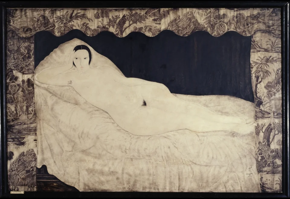 《寢室裏的裸女吉吉》在一九二二年參展秋季沙龍時引起轟動，他以獨創的乳白色技法，描繪出有如珍珠的白皙膚色。