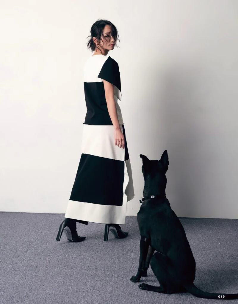 ISSEY MIYAKE TOP SKIRT CHARLES AND KEITH BLACK BOOTS PET COLLAR 