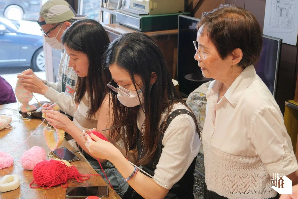 每個禮拜三其實是故事館的休館日，街坊善用閒時閒地舉辦名為「招織」的社區試驗項目。