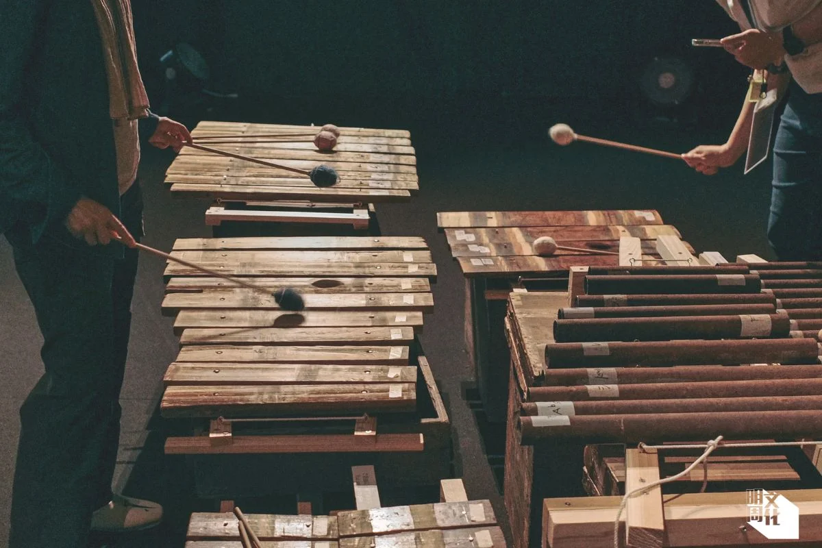 大地藝術祭主張五感體驗,例如一些供訪客自由敲擊的農土樂器,現場互動性甚高。