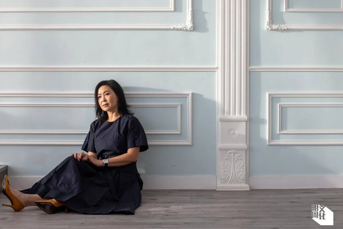 獨腳戲《完美證供》由蘇玉華出演,由丈夫潘燦良擔任導演。