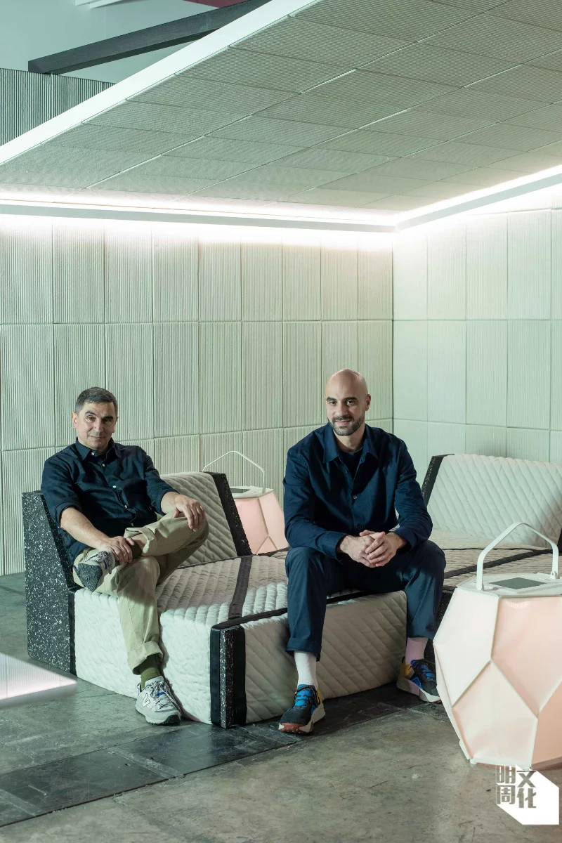 Jean-François Dingjian(左)及Eloi Chafaï於二○○六年創辦Normal Studio,擅長工業設計風格。