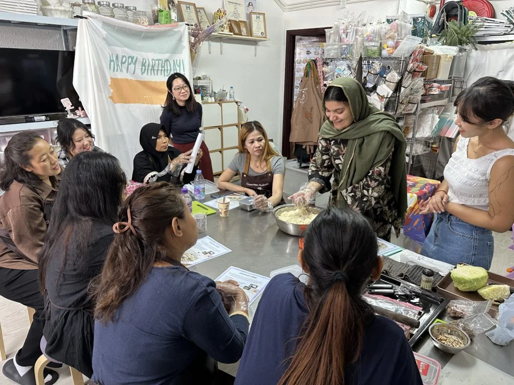 「多元文化婦女社區計劃」透過不同活動與婦女定期接觸，了解她們的生活需要。