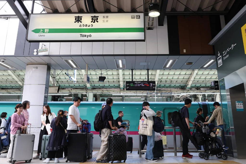 若在新幹線車站，切勿恐慌，根據職員指示疏散。