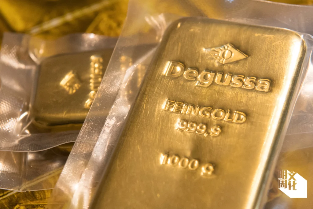 帶備實金雖然穩妥，但是儲存成本太高。（法新社）