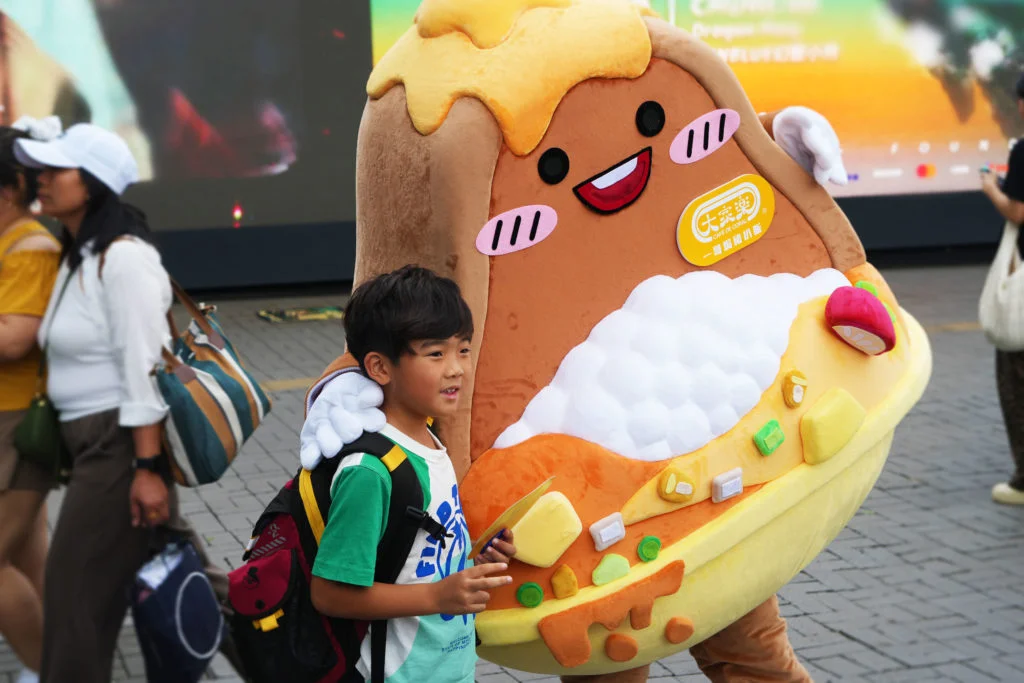 大家樂「一哥焗豬扒飯」持續陪伴香港人逾五十年，早已成為一種飲食文化。
