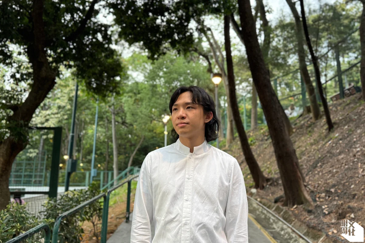 桔梗花的禮儀師陳培興提供上門護理遺體服務；「選擇在家離世，大多只是想安靜走完最後一程。」