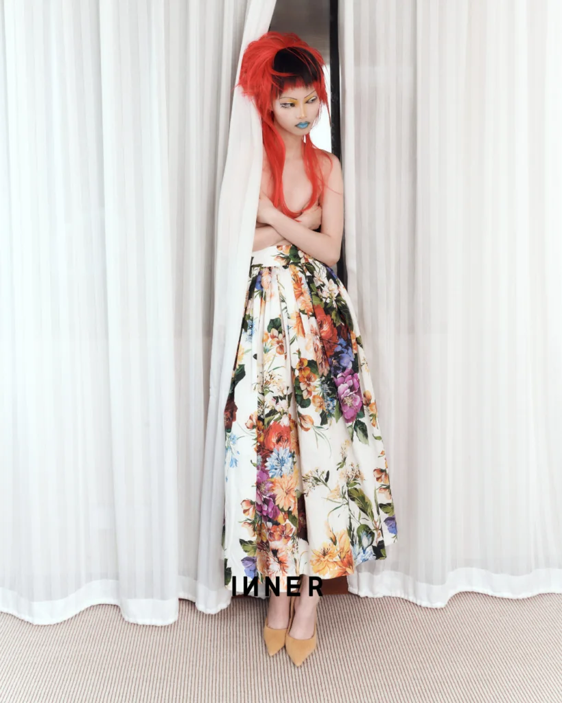 SKIRT, DOLCE & GABBANA PUMPS, CHRISTIAN LOUBOUTIN